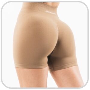 Alphalete Amplify Ultra-High Rise Short - Chai